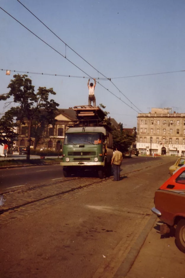 Poznań tower wagon on Plac. Wonosci (1984)