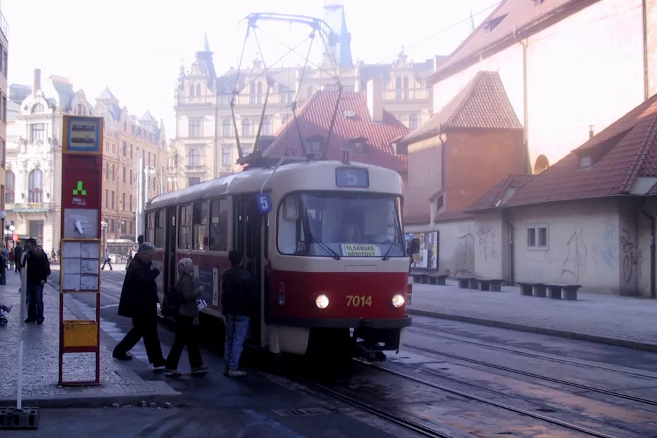 Prague tram line 5 with railcar 7014 at Náměstí Republiky (2005)