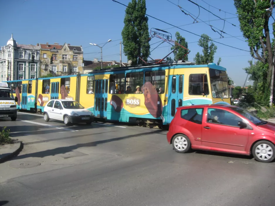 Sofia tram line 1  on bulevard "Knyaginya Maria Luiza"   (2008)