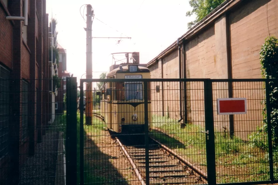 Strausberg railcar 06 at Walkmühlenstr. (2001)