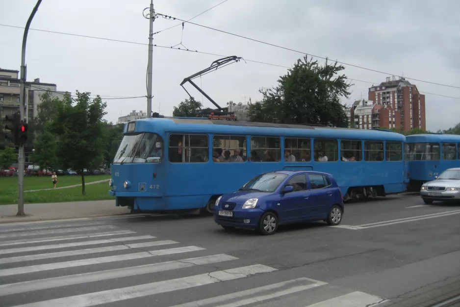 Zagreb tram line 7 with railcar 472, side view Maksimirska cesta (2008)