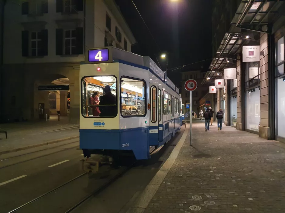 Zürich tram line 4 with low-floor sidecar 2004 on Rathaus (2020)