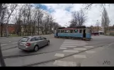 Först en spårvagn som vänder vid Skansen, sedan åker vi med den