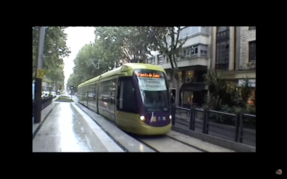 Jaén tram under test
