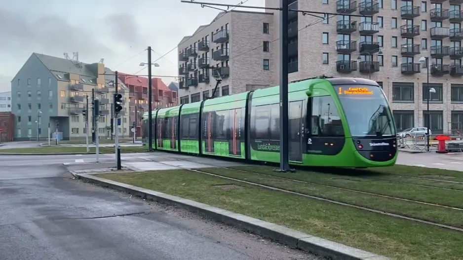 Light rail level crossings Solbjer / Swedish light rail level crossings